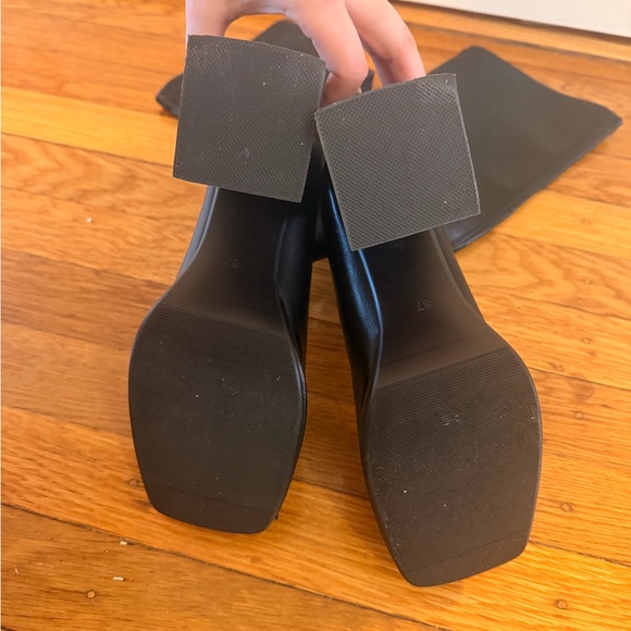 Elegant Black Women's Boots - Picture 6 of 6